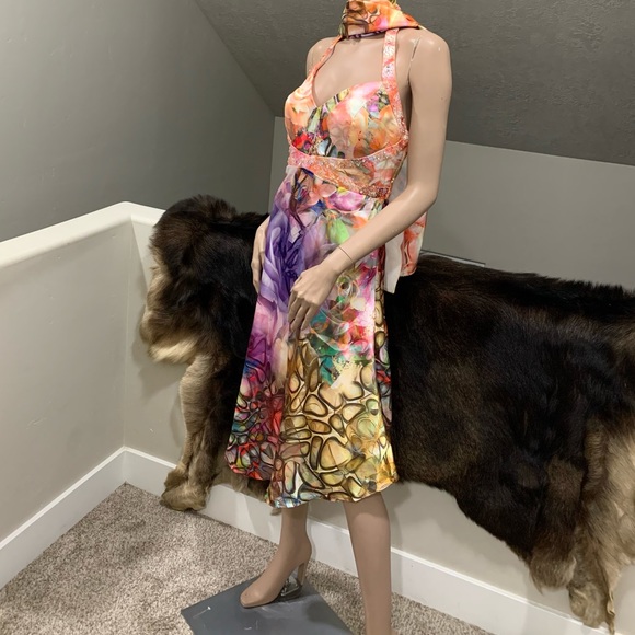 New Floral-Print Satin Halter Beaded Party Dress with Shawl - Picture 5 of 15